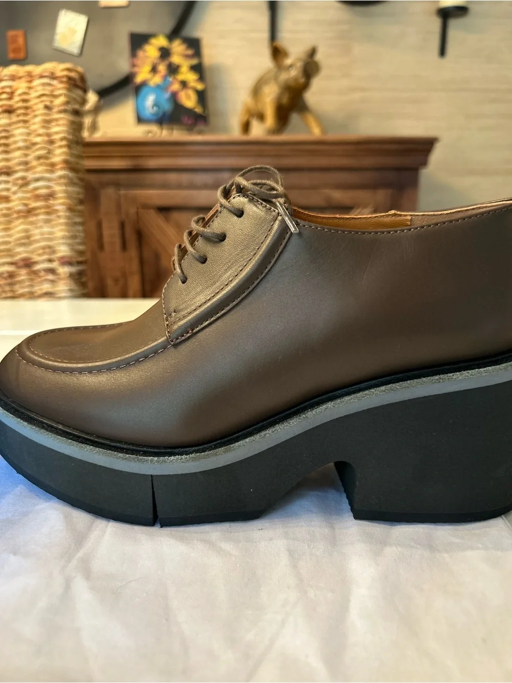 Robert Clergerie Black Patent Platform Lace-Up Shoes